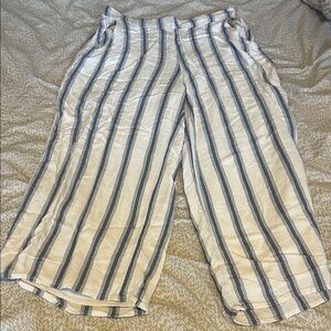 Hollister Blue and White Striped Pants